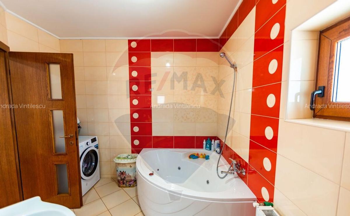 Locuin?a spa?ioasa, teren generos, construc?ie solid... - 9