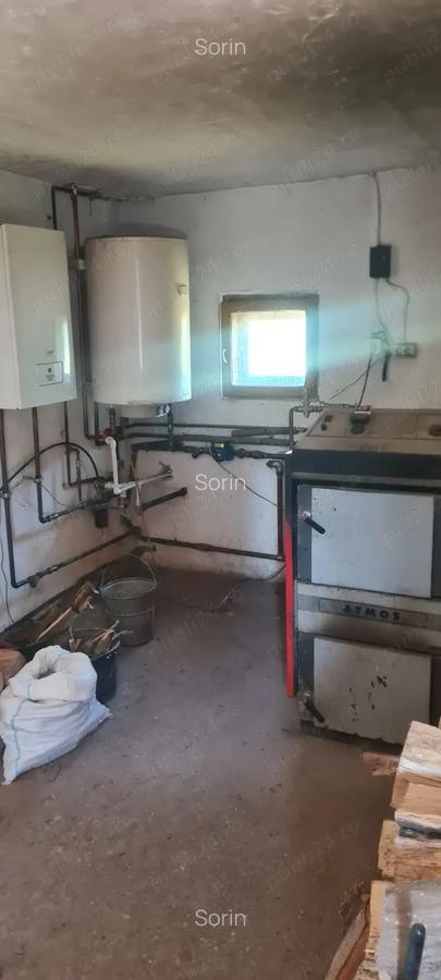 Vand casa in comuna Copaceni, sat Ulmetu, jud Valcea - 6