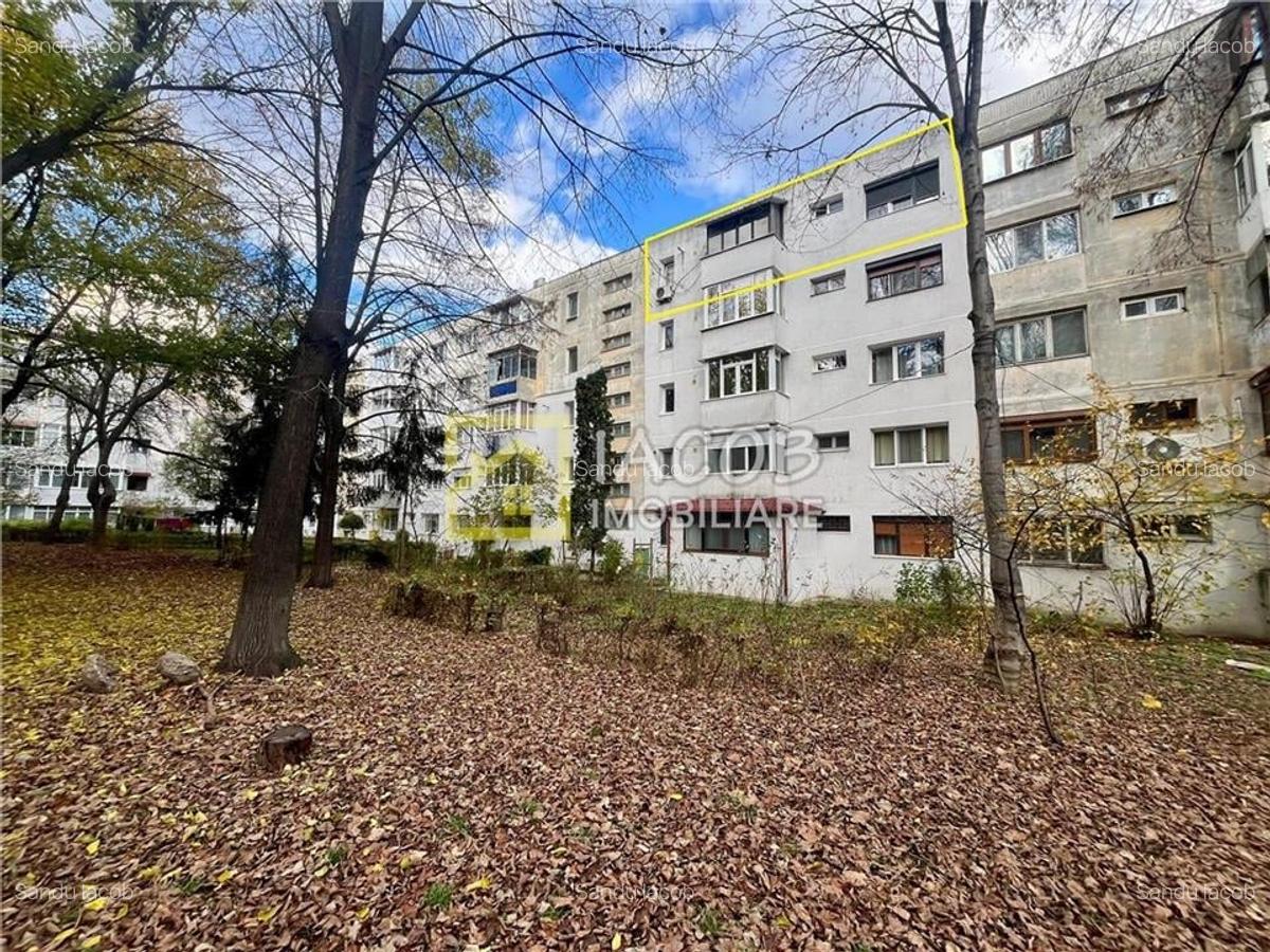 Apartament cu doua camere semidecomandate, zona Aviatori, Bacau - 16