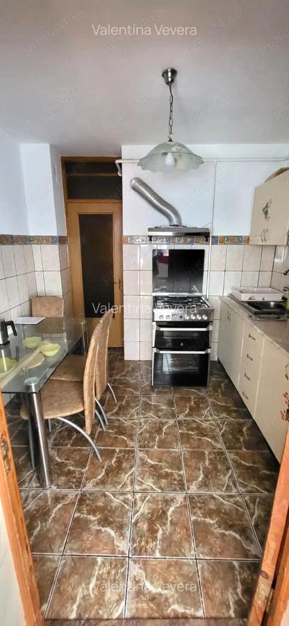 Apartament spatios, trei camere decomandate, etaj 1 din 4, IC Frimu - 7