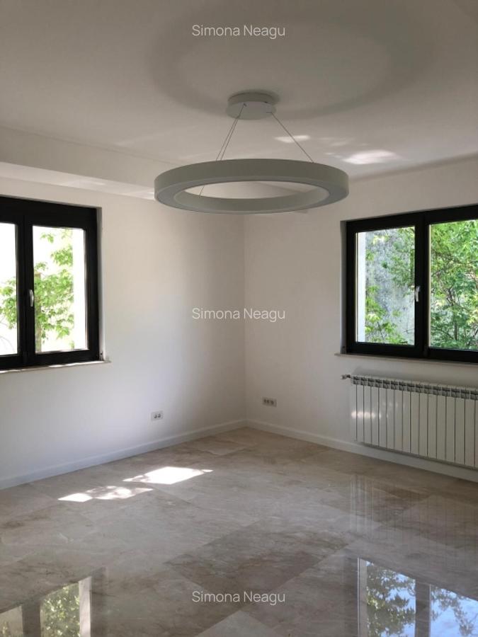 VILĂ MODERNĂ CU 8 CAMERE | ZONA DOROBANȚI - TVR | 300 MP UTILI | CURTE PRIVATĂ - 13