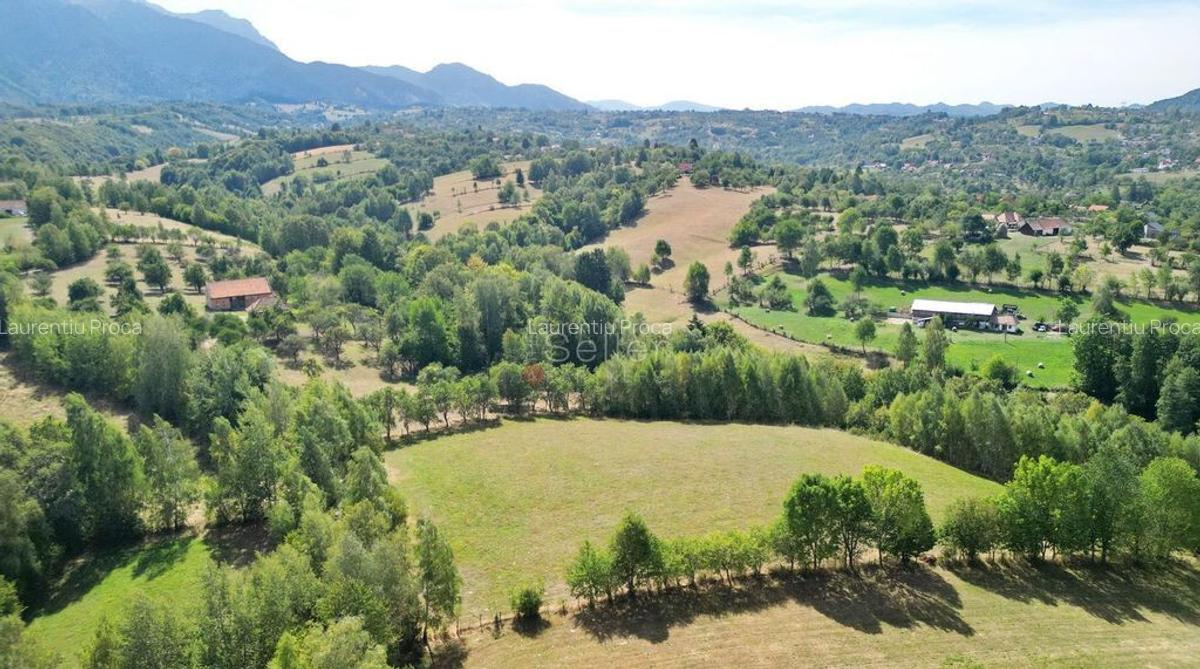 Teren intravilan, priveliste deosebita - 32