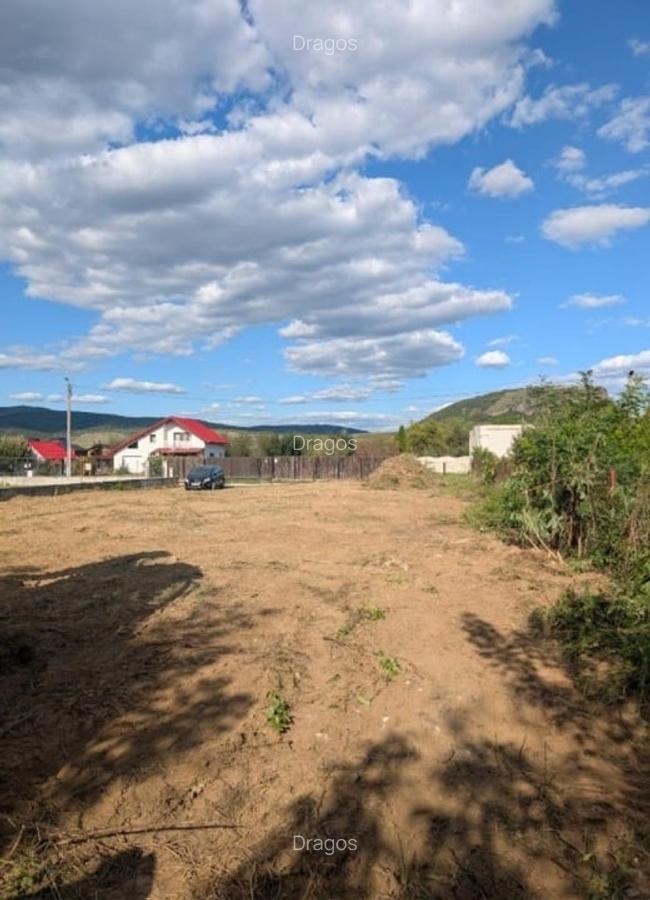 Teren intravilan - 2