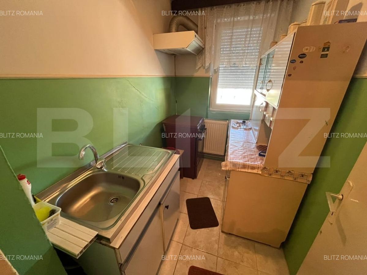 Apartament 4 camere, 53,48 mp, zona Micro 8 - 8