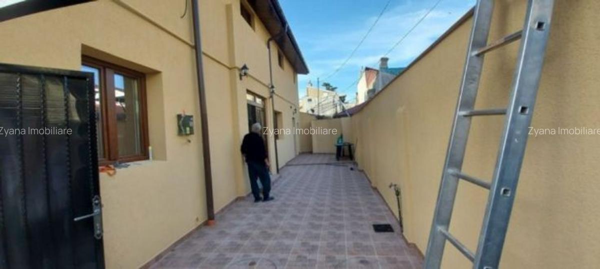 Titulescu - Basarab: Vila Renovata 2021, P+1, 4 Camere, Curte si Parcare, 120mp. - 2