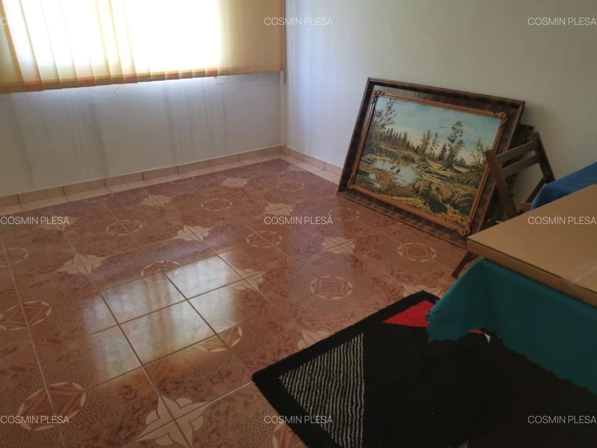 Casă cu 14 camere în Trivale - 14