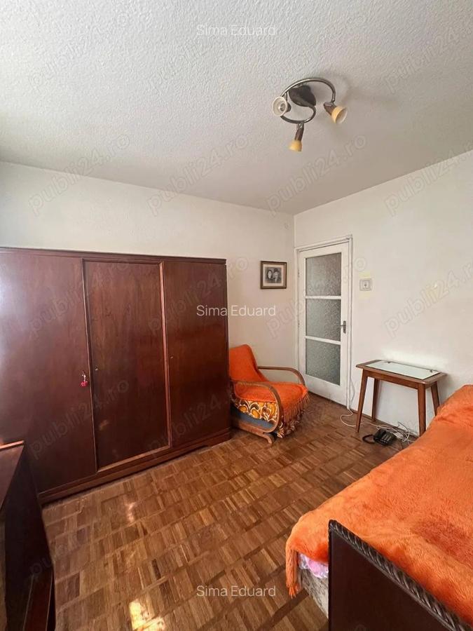PROPRIETAR - Vand Apartament 2 camere, decomandat, 44 mp ?os. Giurgiului nr 117, sector 4. - 4