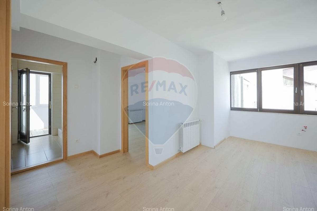 De vanzare apartament cu 3 camere in zona Decebal - 7