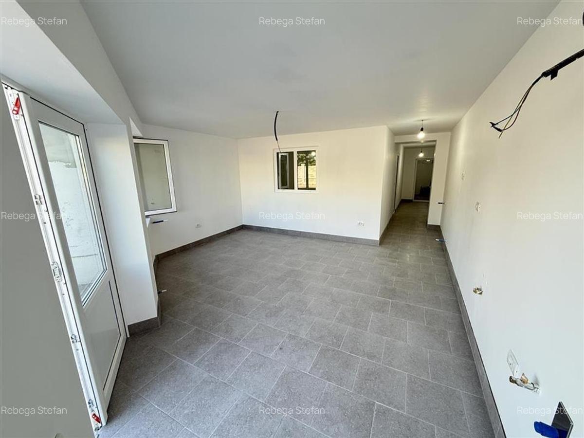 Spatiu comercial, Crang Petresti - 2