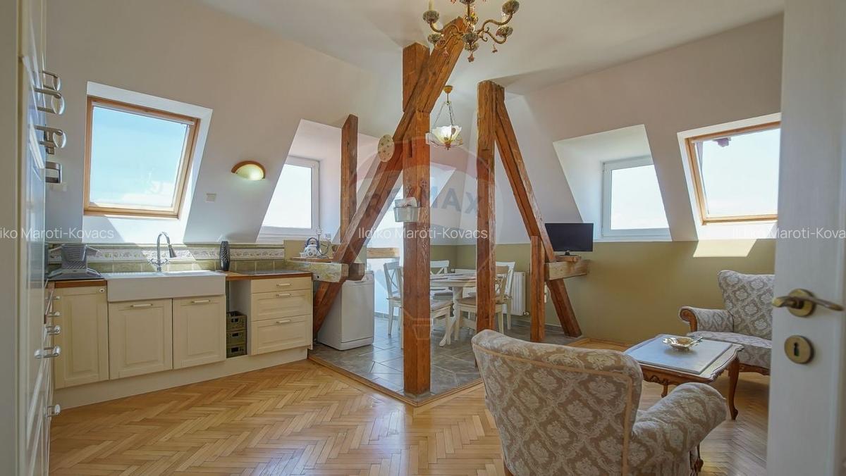Apartament cu 5 camere decomandat, mobilat în Centrul Istoric - 18