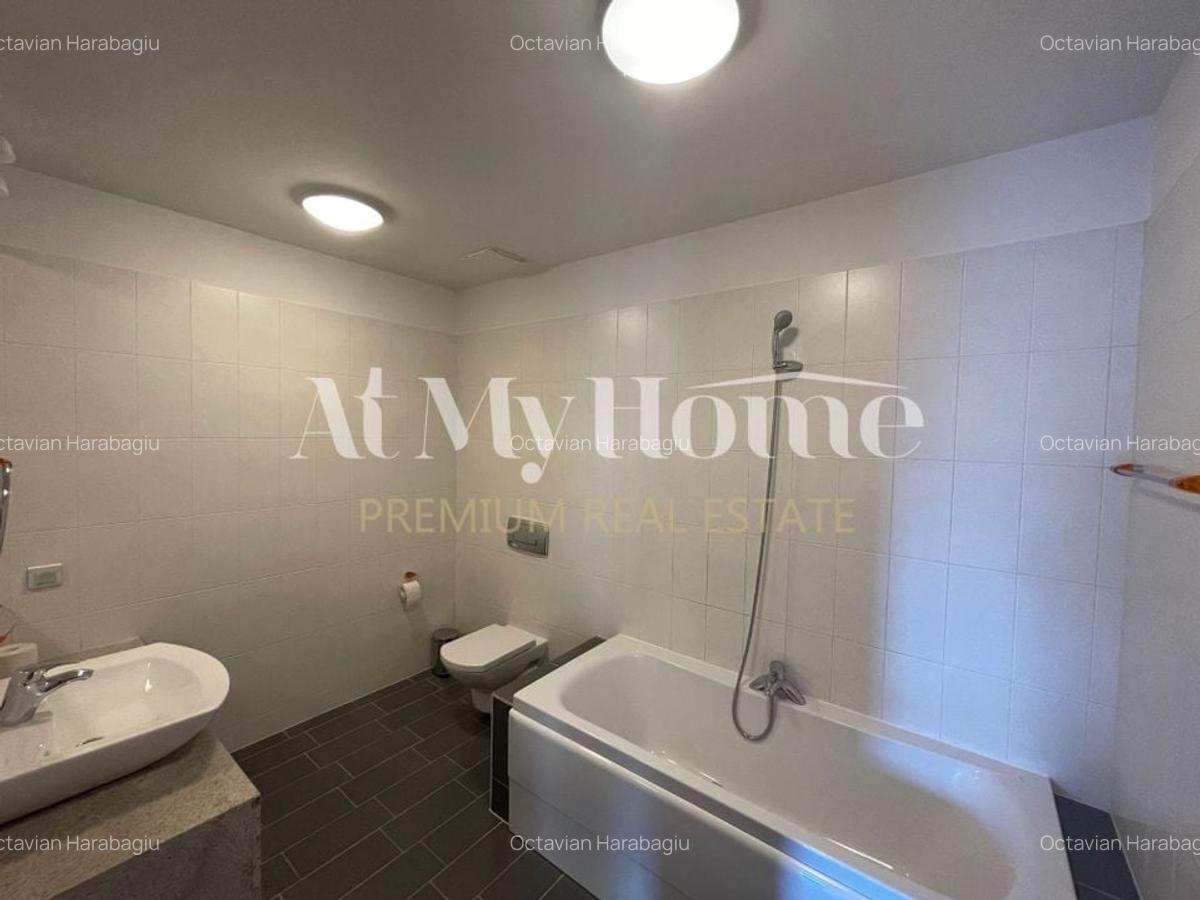 Apartament superb, spatios si luminos cu 4 camere, nemobilat, parcare, boxa - 13