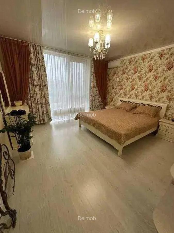 Apartament cu 2 camere in zona Tractorului - 1