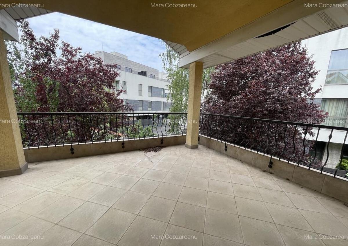 Vila Individuala Sisesti 10 Camere I Pretabil comercial - 1