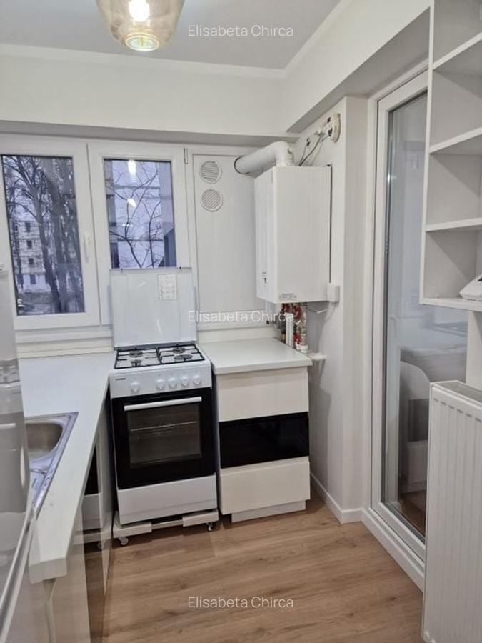 Zona Eroii Revolutiei  Brancoveanu  38 mp bloc nou mobilata parcare - 17