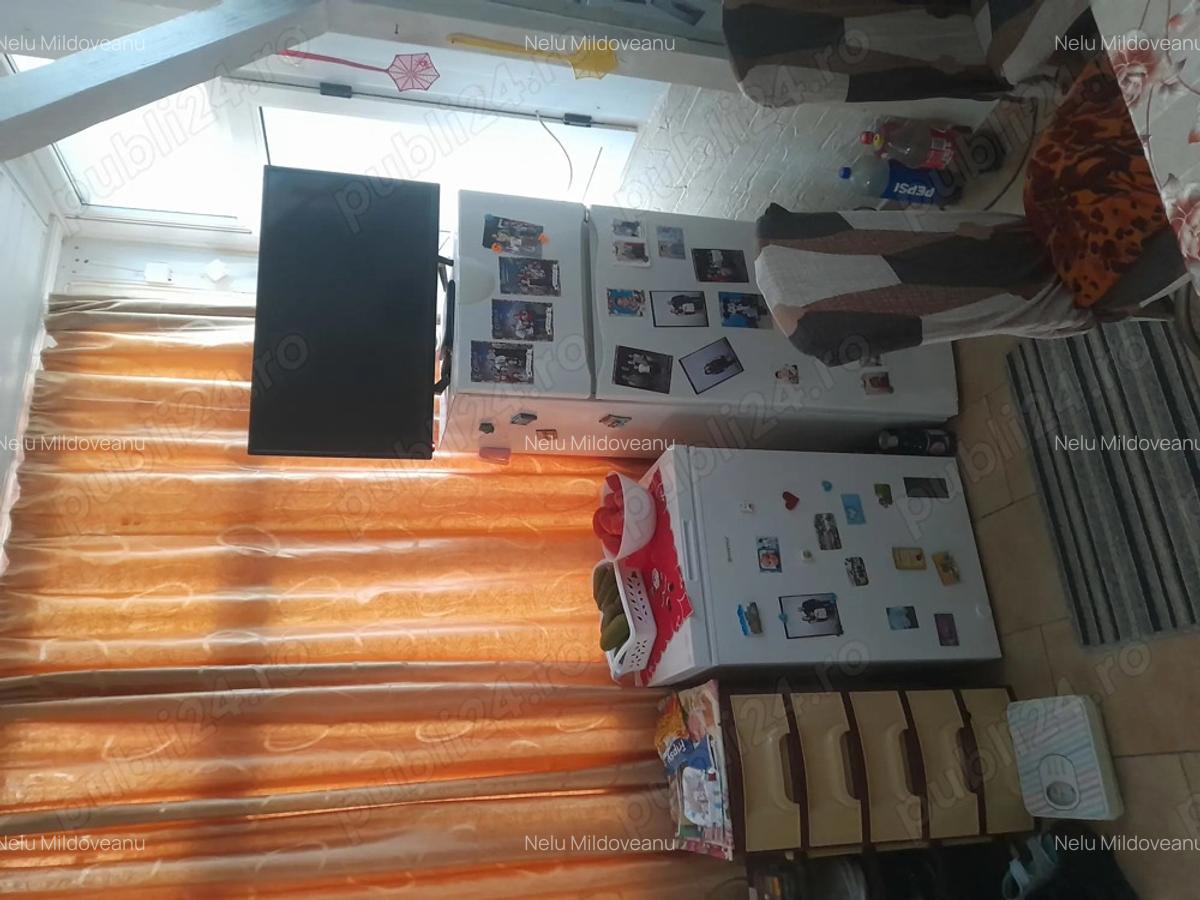 Casa de vanzare 23 august - 8