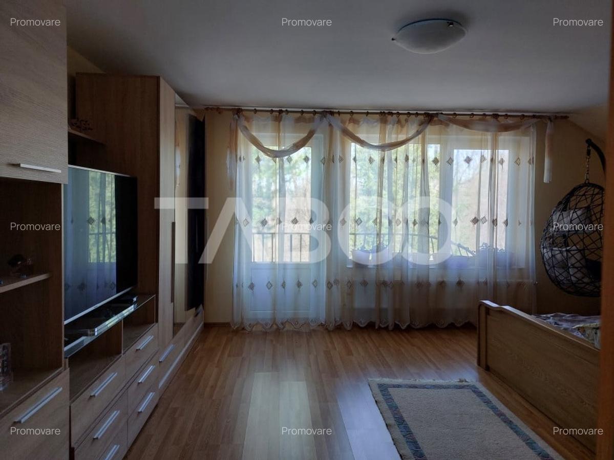 Casa individuala 4 dormitoare curte gradina zona retrasa in Cisnadie - 14