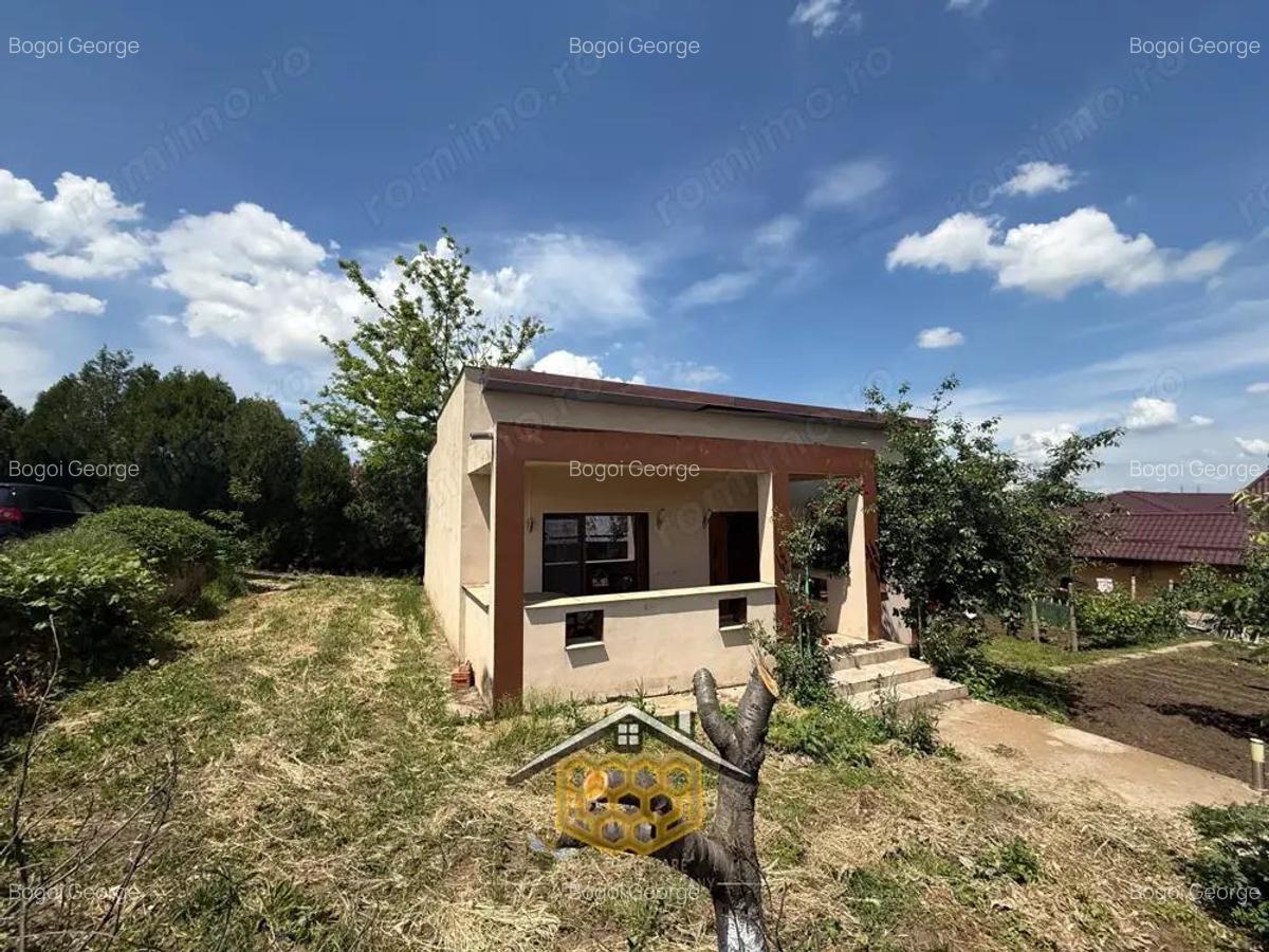 Oferta 2 case la pret de una in Ghercesti Ideal pentru 2 familii - 18