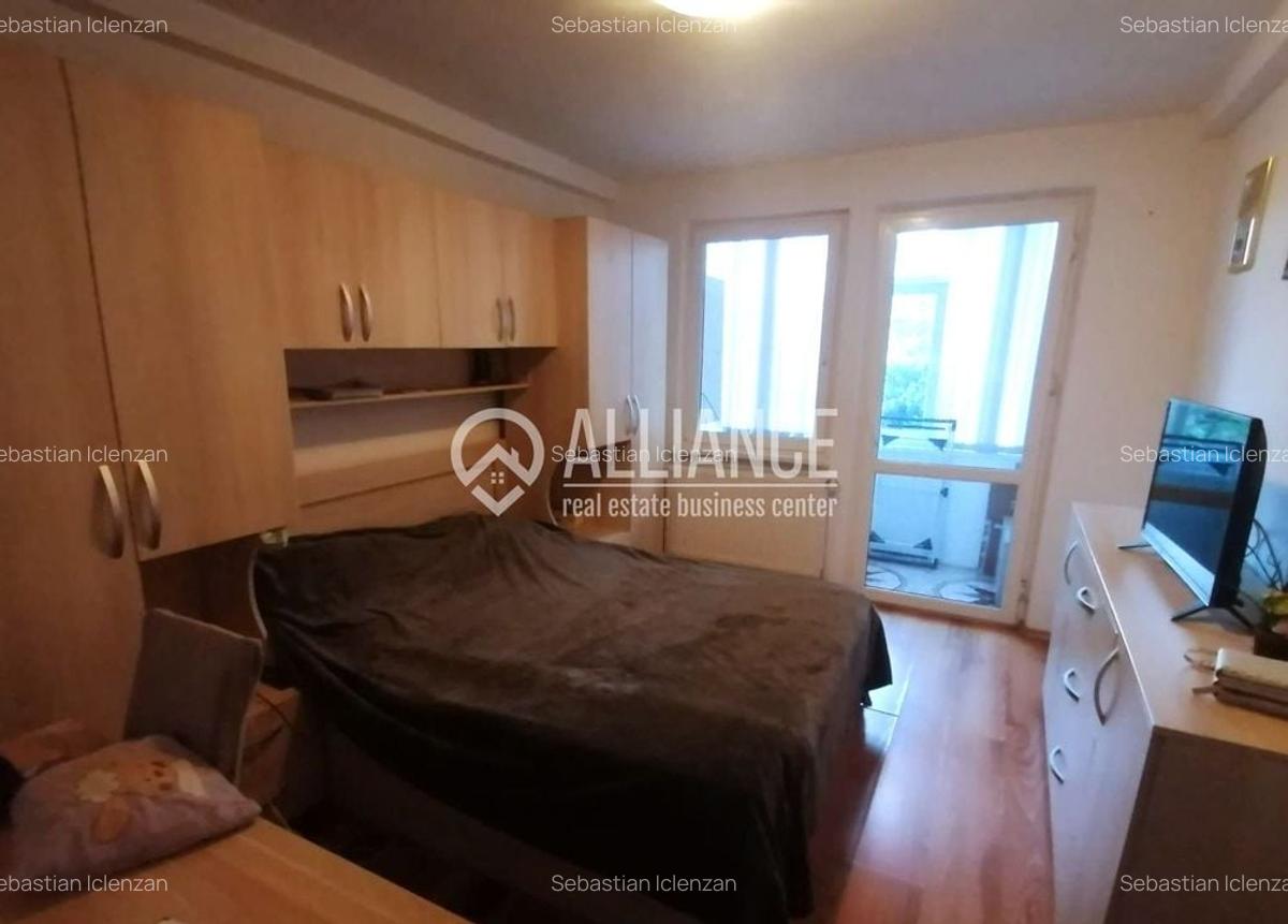 BULEVARDUL FERDINAND (COD 10)- Apartament 3 camere de vanzare - 7