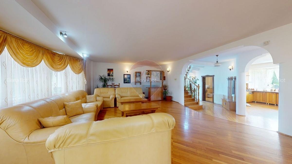 Vila deosebita cu gradina superba si panorama - Ghimbav, ultracentral - 23
