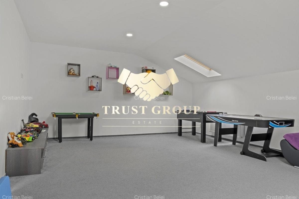 -Casa\Vila 9 Camere -  Teren de 700 mp - Ideala pentru Familii sau Businessuri - 37