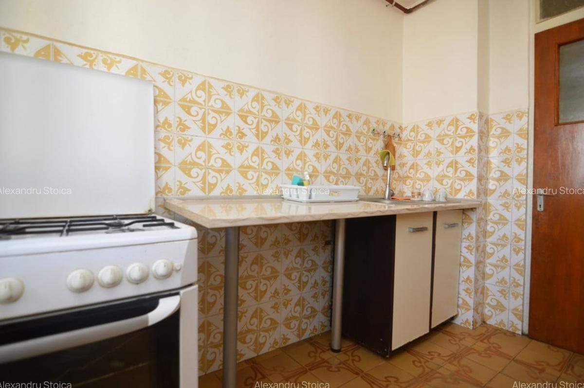 INCHIRIERE APARTAMENT 3 CAMERE MOSILOR - METROU OBOR - 23