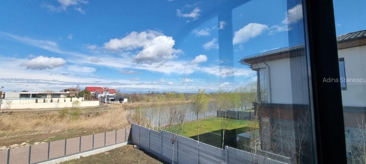 Vila Lux cu vedere la LAGUNA ALBASTRA - 49