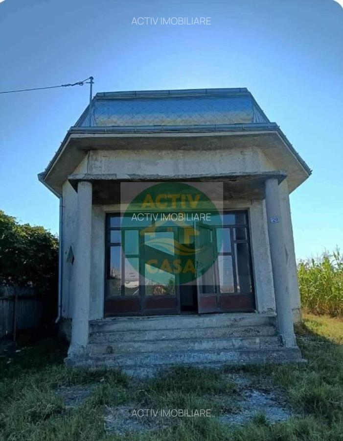 Casa de vanzare, parter si etaj - 1