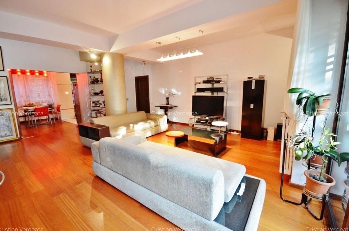 APARTAMENT INTERESANT | 4 CAMERE LA PARTER CU TERASA DE 115 MP | GARAJ - 2