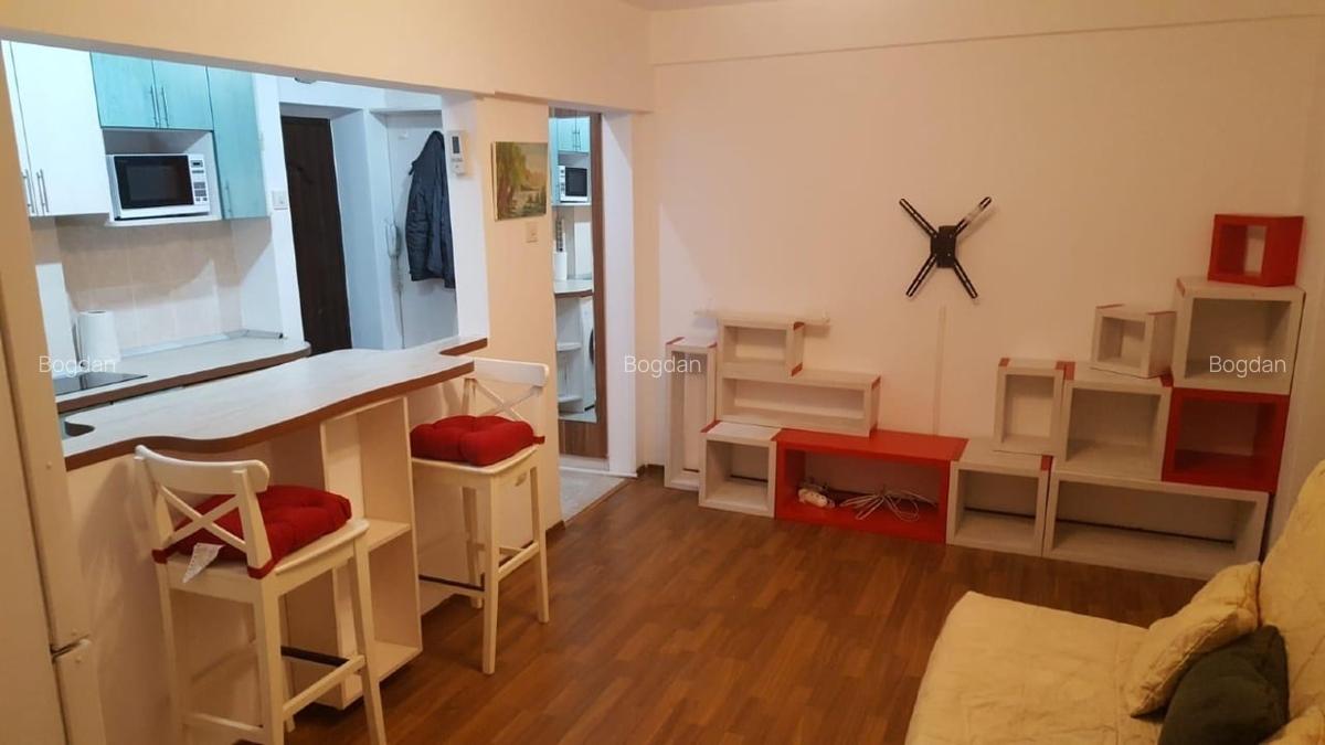 Proprietar, 2 camere Ale. Somesu Rece 2, cartier Baneasa (400m Herastrau) - 3