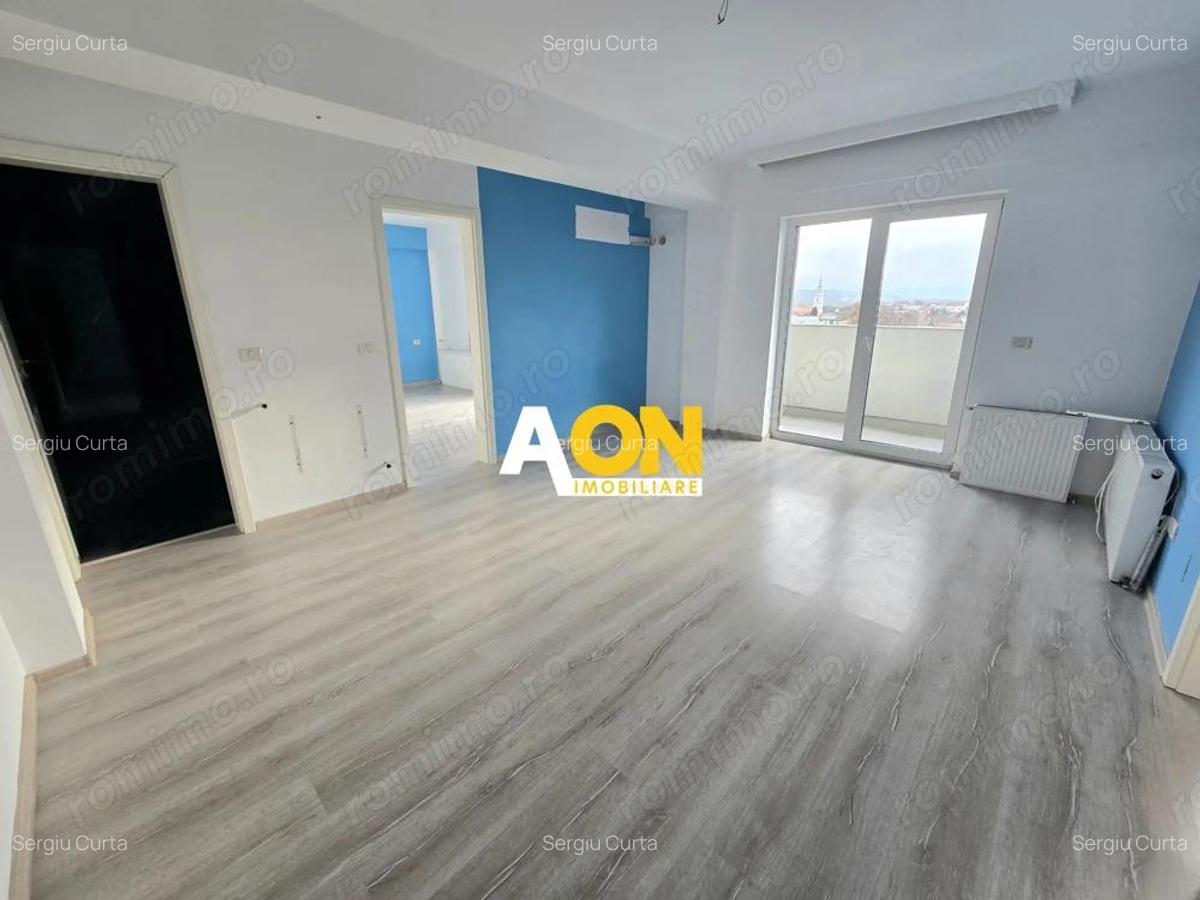 Apartament cu 2 Camere, Bloc Nou, Lift, Zona Centru - 1