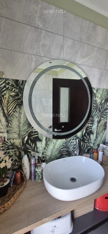 Casa 5 camere, 3 bai, 3 locuri de parcare, teren 302 mp, Tunari, vedere la lac - 12