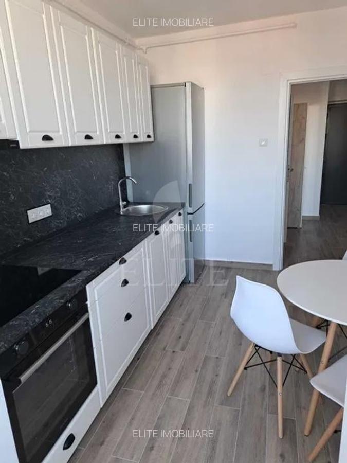 Apartament cu 2 camere semidecomandat în Plopilor - 1
