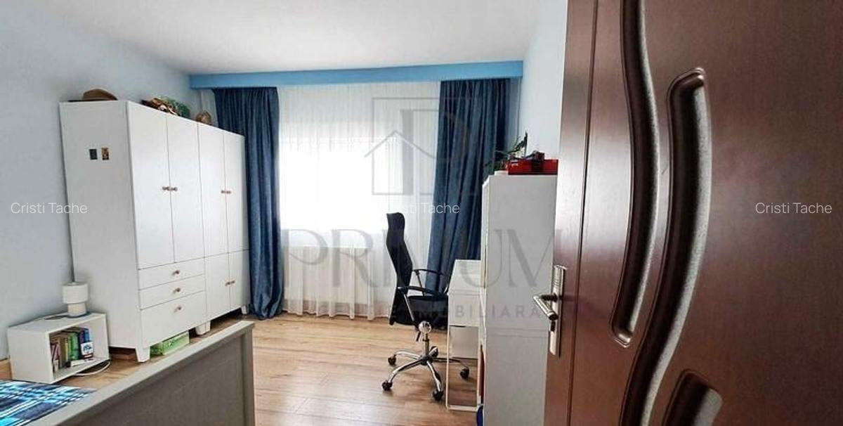 ARADULUI - BLOC IZOLAT - 3 camere - decomandat - centrala proprie - clima - 5