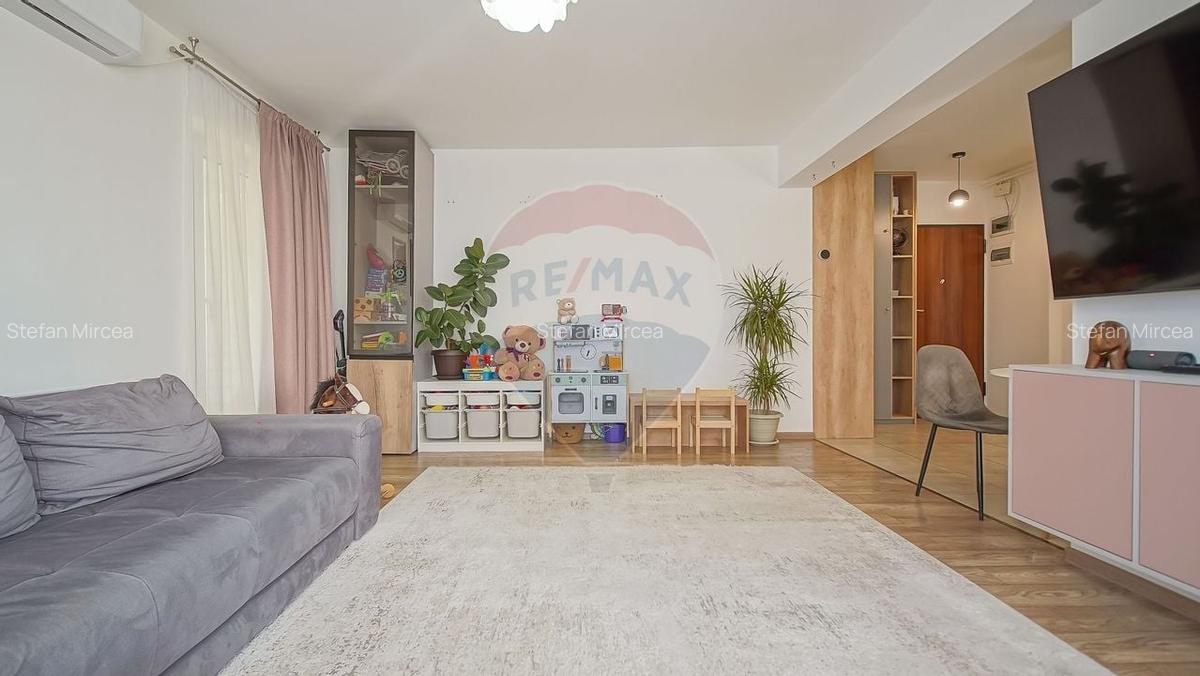 Apartament cu 2 camere si boxa de vanzare la Top City in Tractorul - 17 Apartament cu 2 camere si boxa de vanzare la Top City in Tractorul - 17