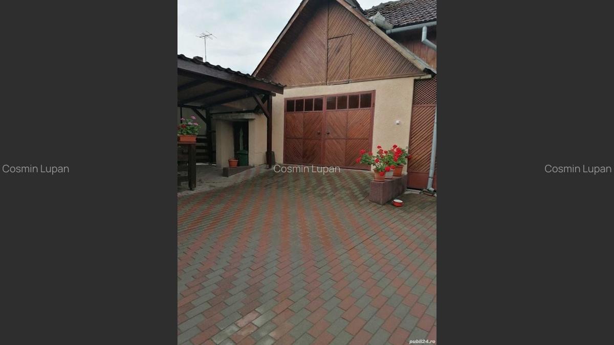 Casă cu 3 camere de vânzare, 150 mp, Apa - 1