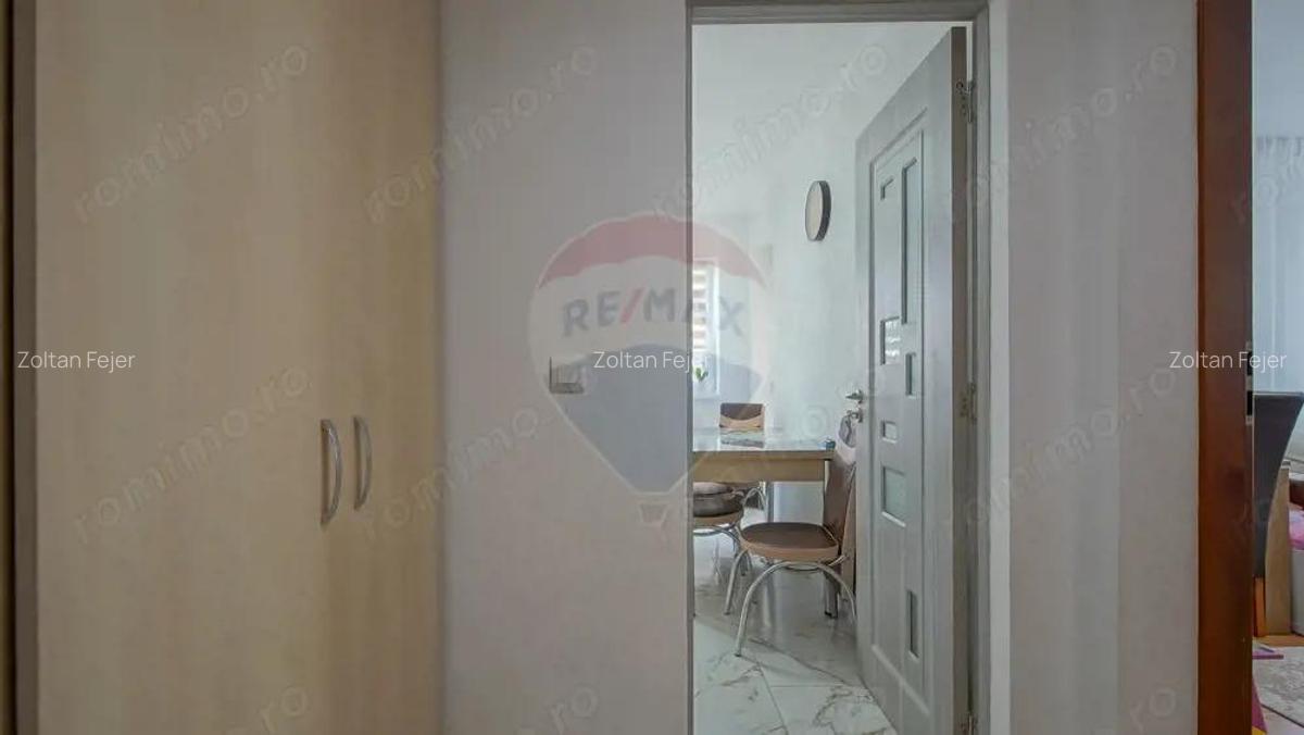 REZERVAT! Apartament cu 2 camere de vanzare, decomandat. - 9