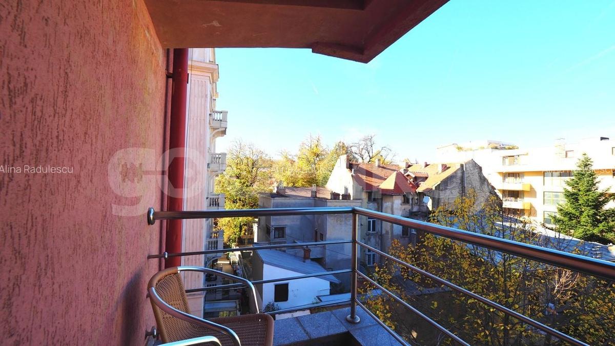 Apartament spatios cu 4 camere | garaj si boxa - 13