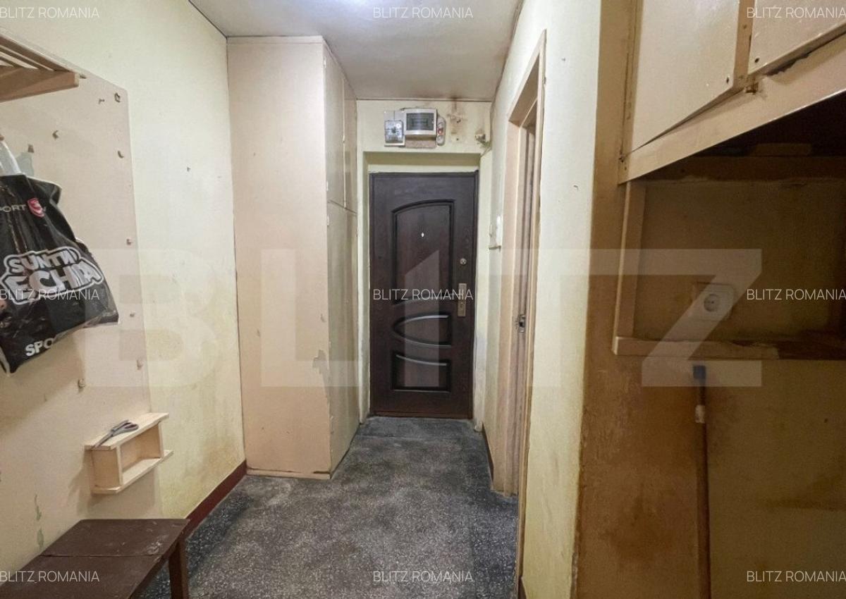 Apartament de vanzare, 2 camere, 48 mp, zona Cantemir - 12