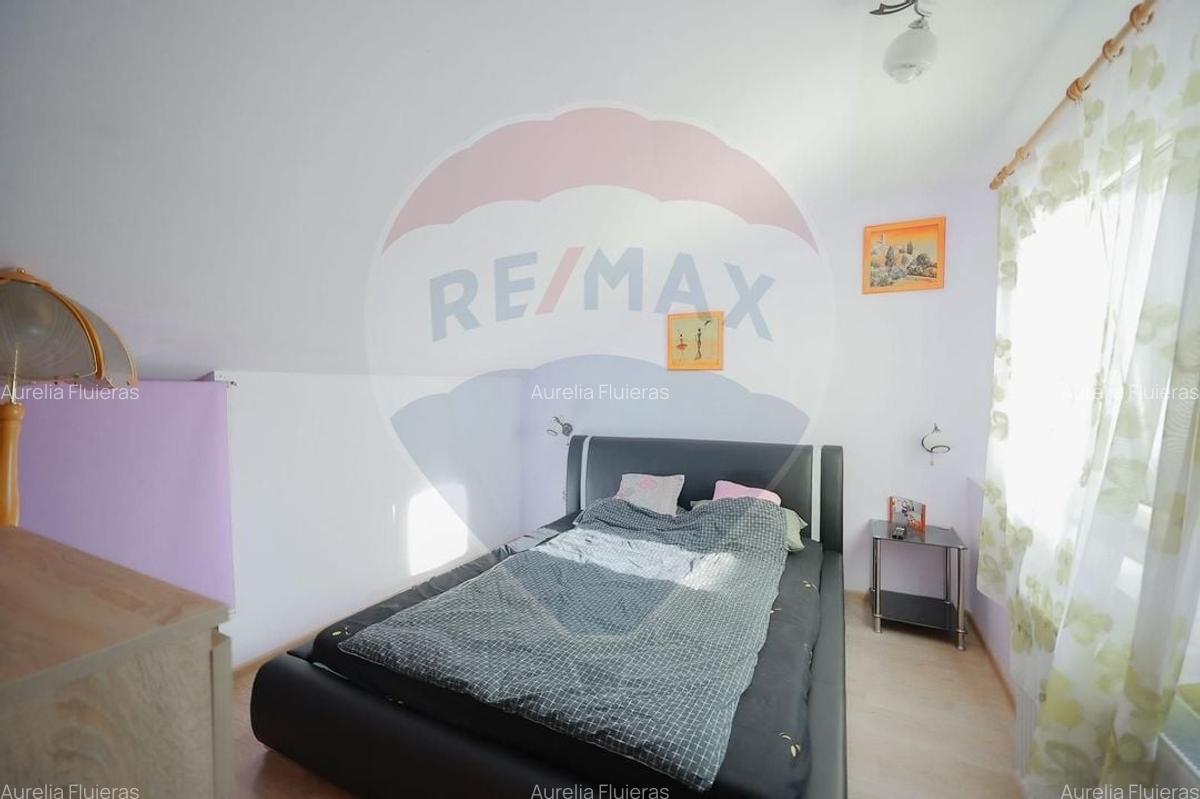Apartament cu 3 camere decomandat, mobilat în Rogerius - 12