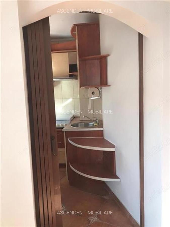 Garsonieră semidecomandată în Răcădău - 3