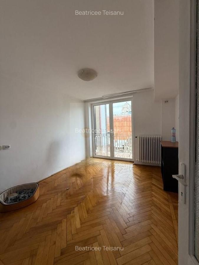 3 camere  | Piata Romana | 2 balcoane deschise - 4