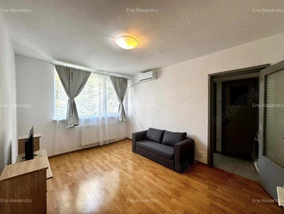 Apartament 2 camere de inchiriat Plaza Romania (ideal pentru cuplu) - 1