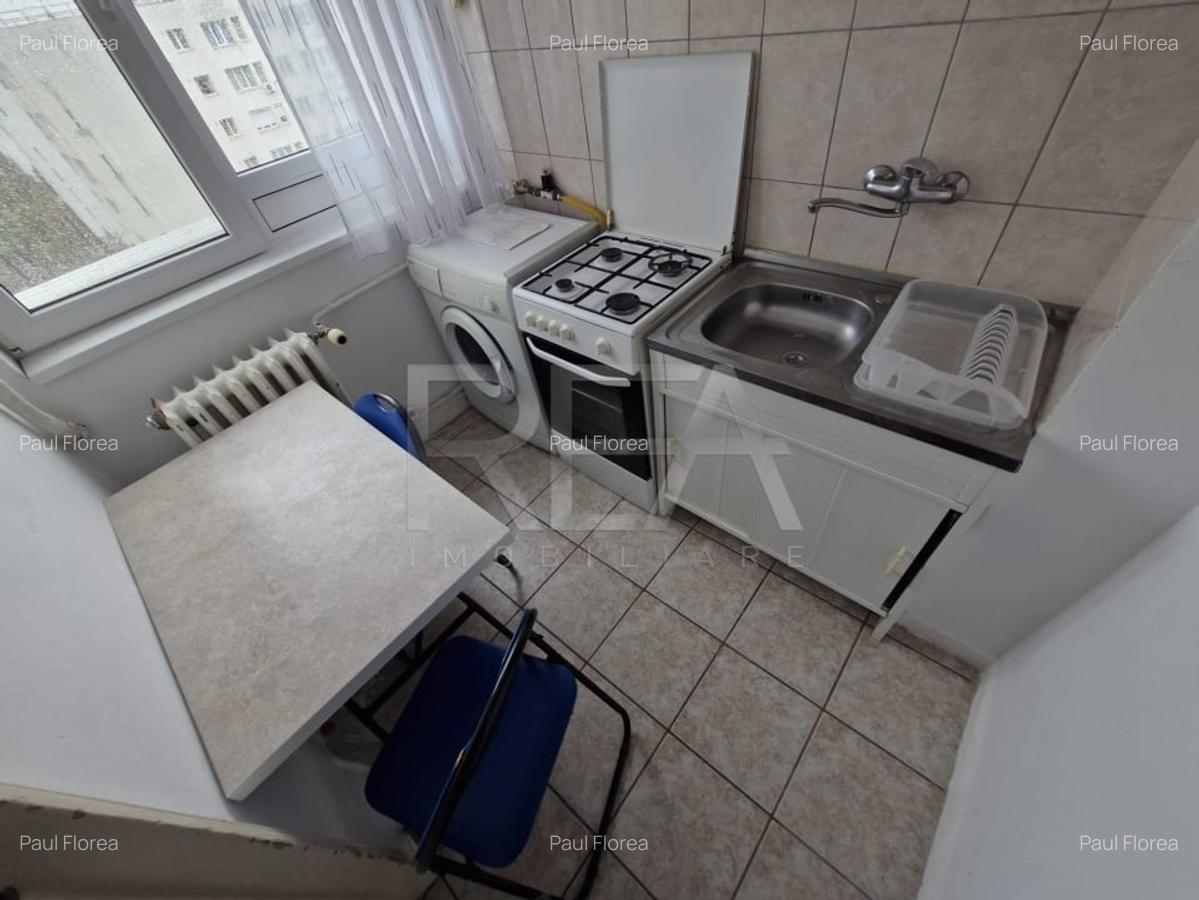 Garsoniera la  minut de statia de metrou Dristor 2 - 9
