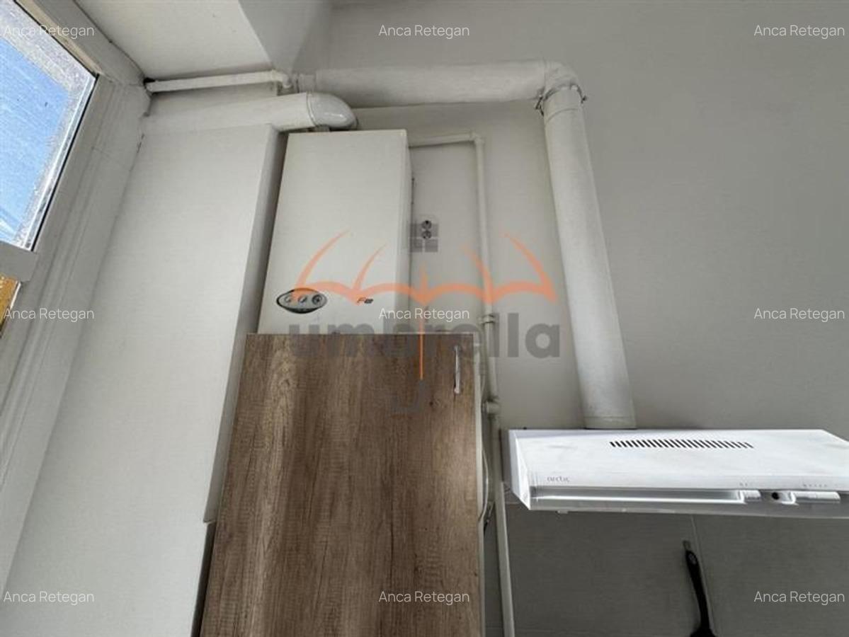 DE INCHIRIAT ultracentral apartamenr 50 mp, 2 camere, 550 euro - 3