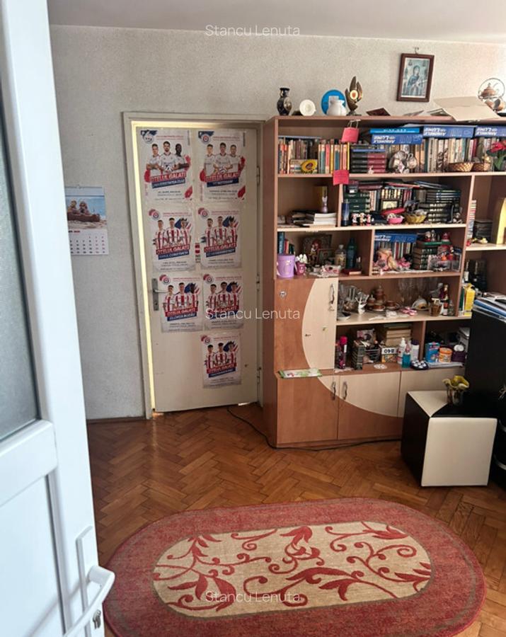 Apartament 2 camere-Gala?i 45.000 negociabil - 2