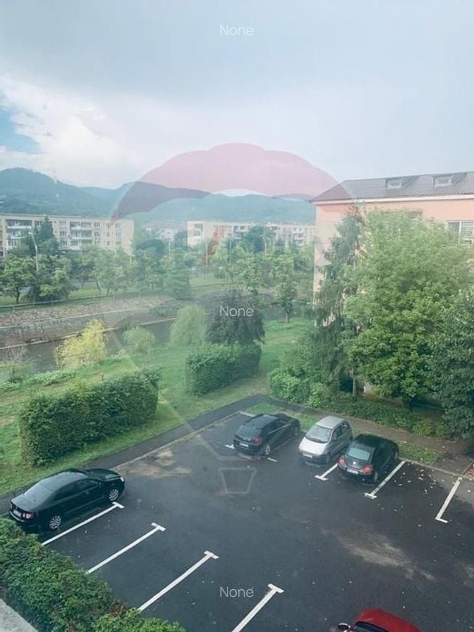 Apartament cu 3 camere de inchiriat str. George Cosbuc - 8