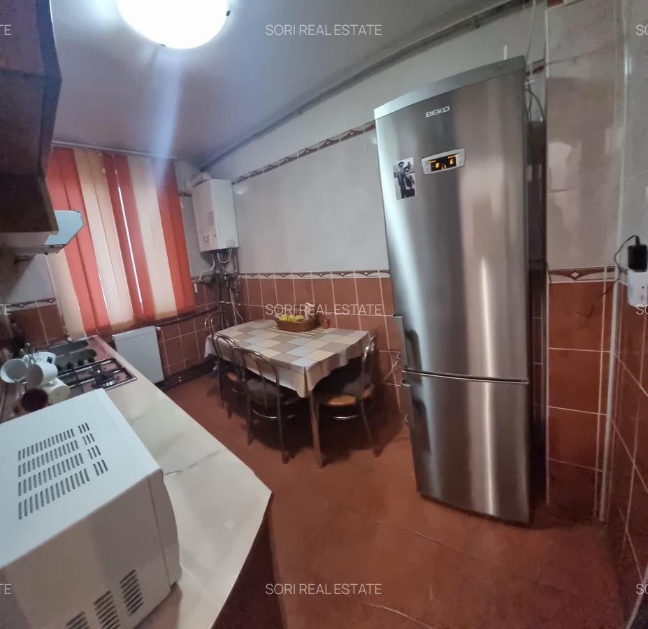Apartament cu 2 camere circular în Florilor - 6