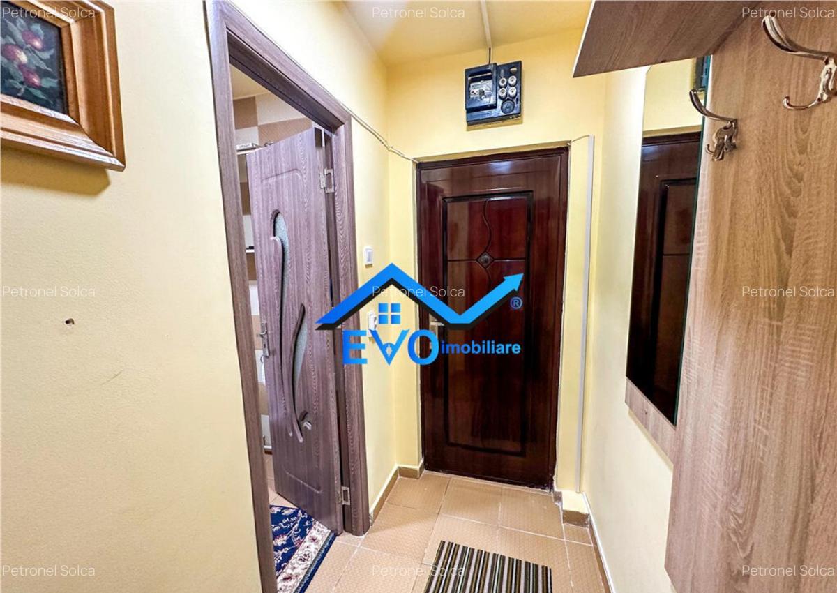Apartament cu 2 camere, centrala termica, zona Alexandru cel - 8