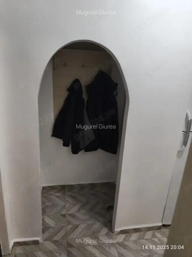 Inchiriere garsoniera zona Titan 3 minute metrou - 4