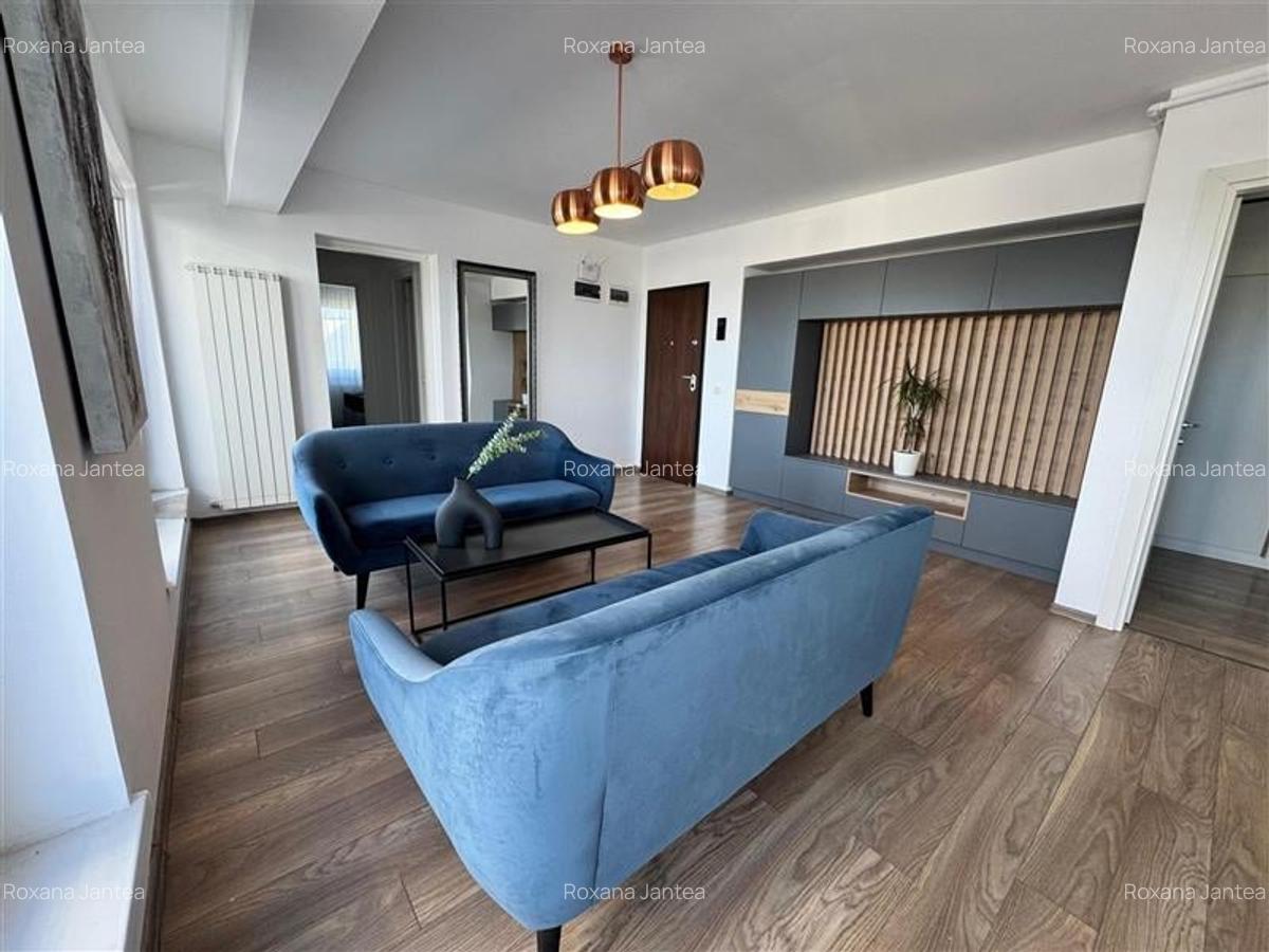 Apartament 3 camere, terasa 47 mp, zona Tractorul, Brasov - 3